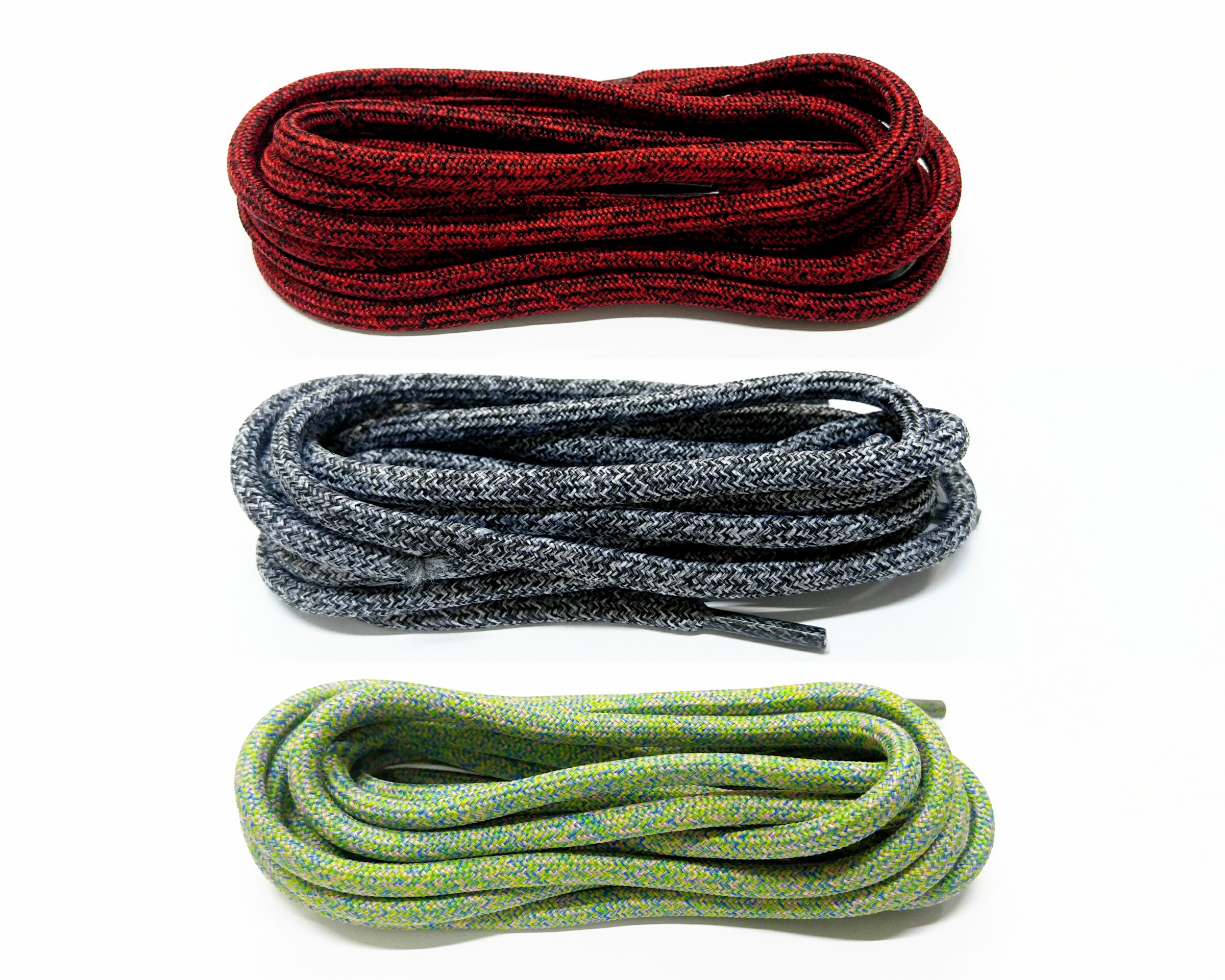 black yeezy 350 laces